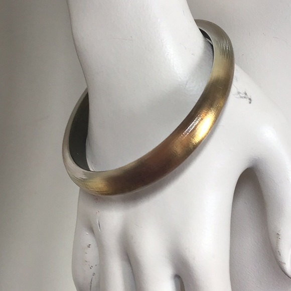 Jewelry - Alexis Bittar gold round bangle bracelet